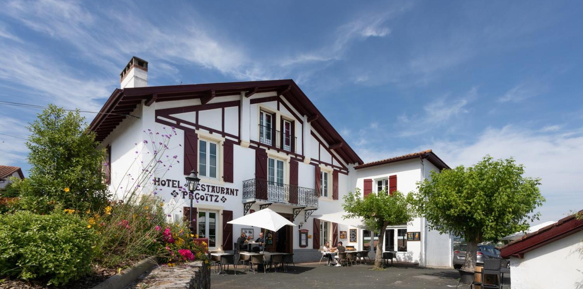 Hotel Restaurant Pecoitz Saint-Jean-Pied-de-Port Exterior photo